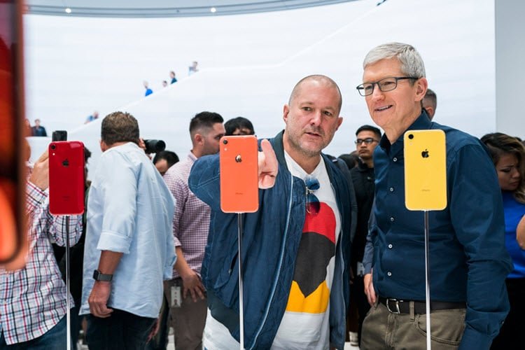 Jony Ive and Tim Cook at the September 2018 launch of iPhone XR
