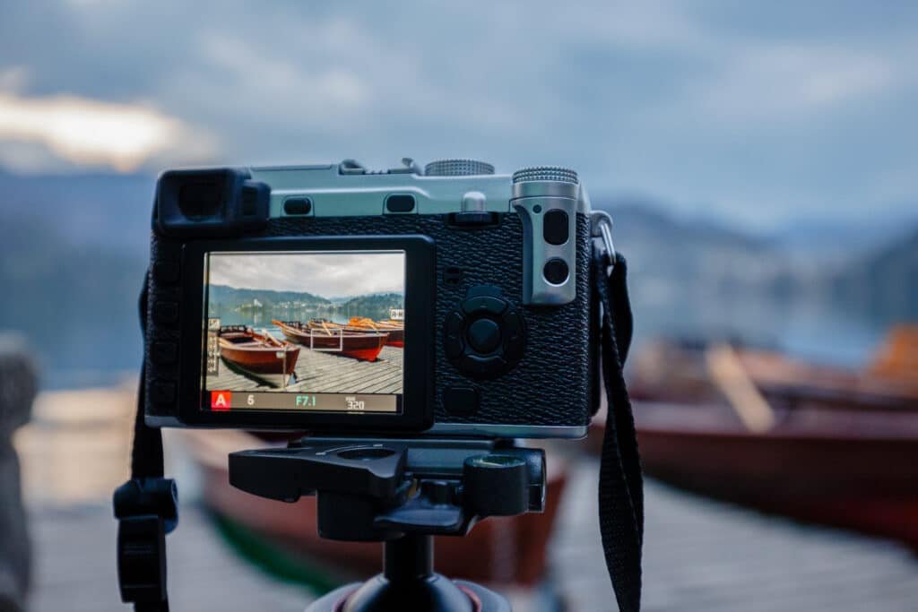 Mirrorless Camera Deals
